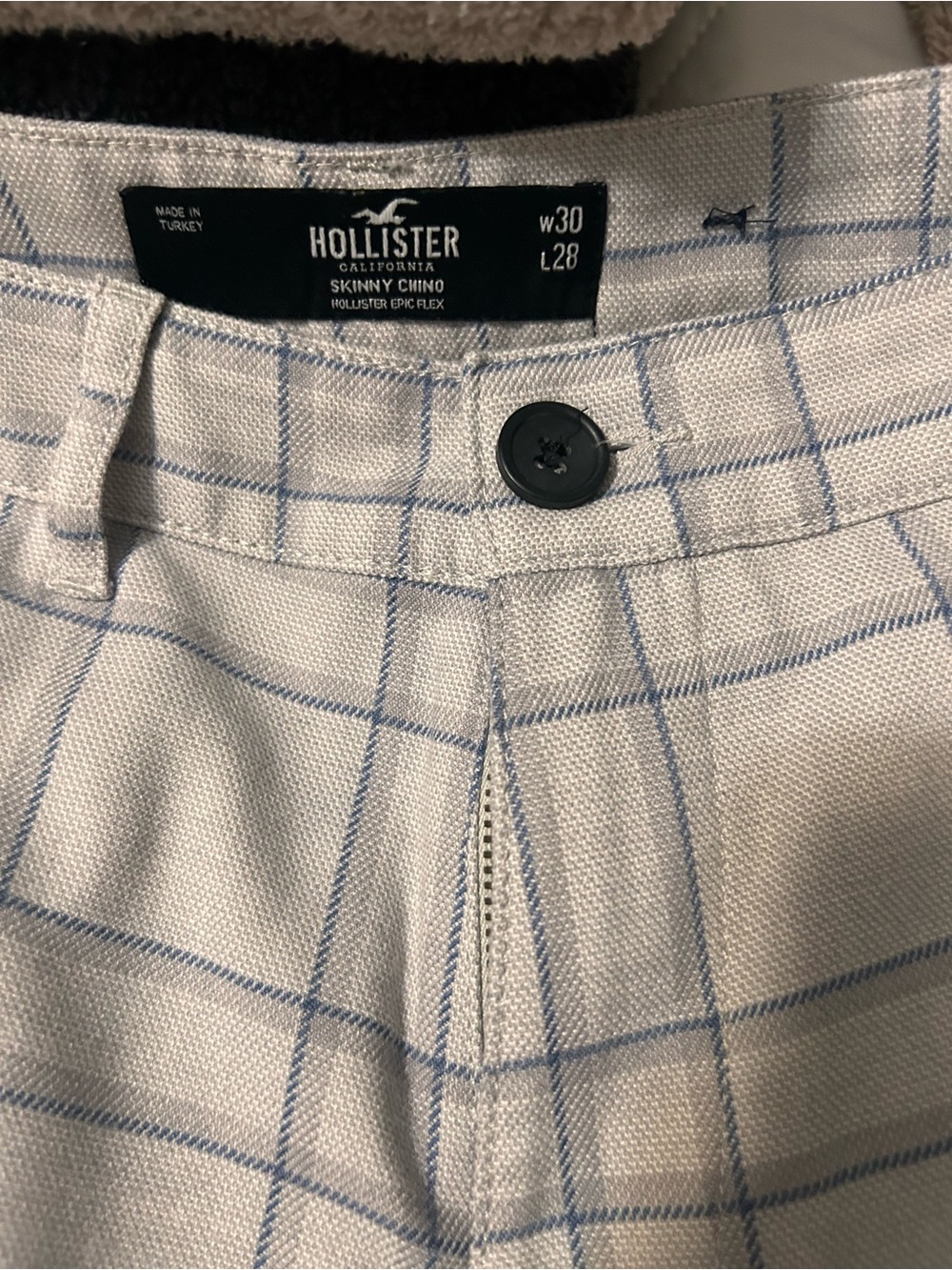 Hollister Men's Flat Front Chino Pants - Cream with Light Blue Windowpane. 30/28